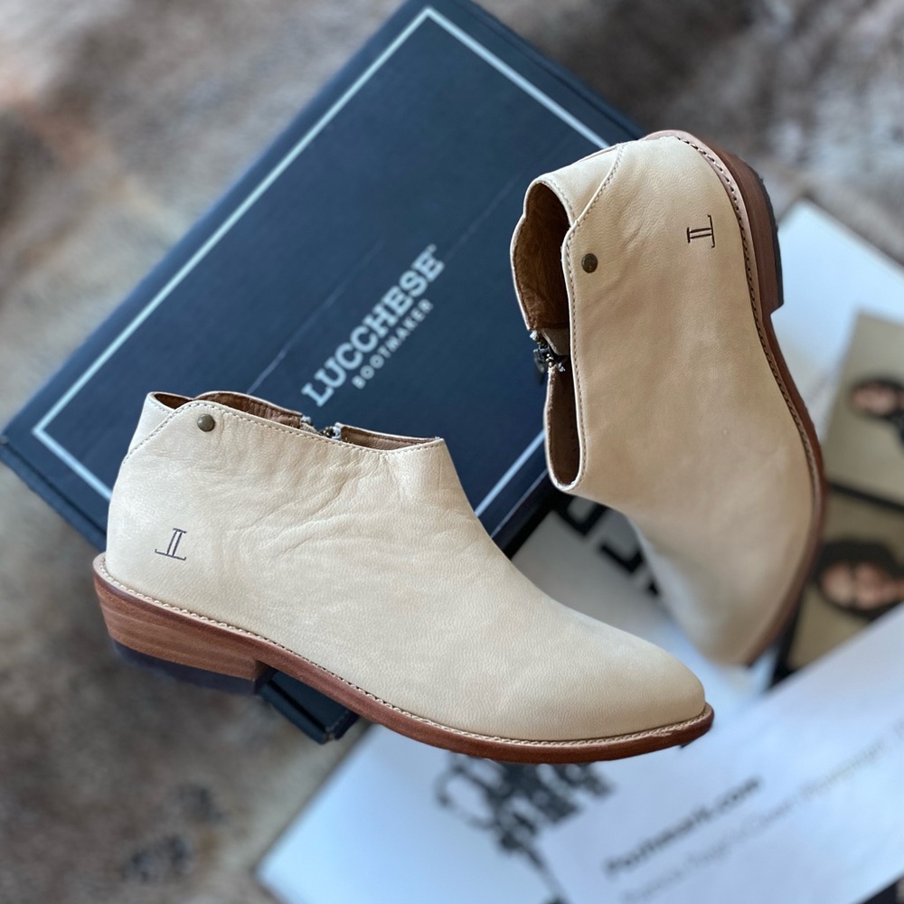 Lucchese Kate Bootie - Picture 6 of 11